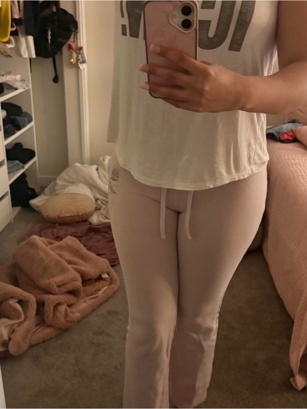 Hollister Baby pink Woman’s Drawstring Sweatpants with Subtle Graphic rose - Picture 4 of 5